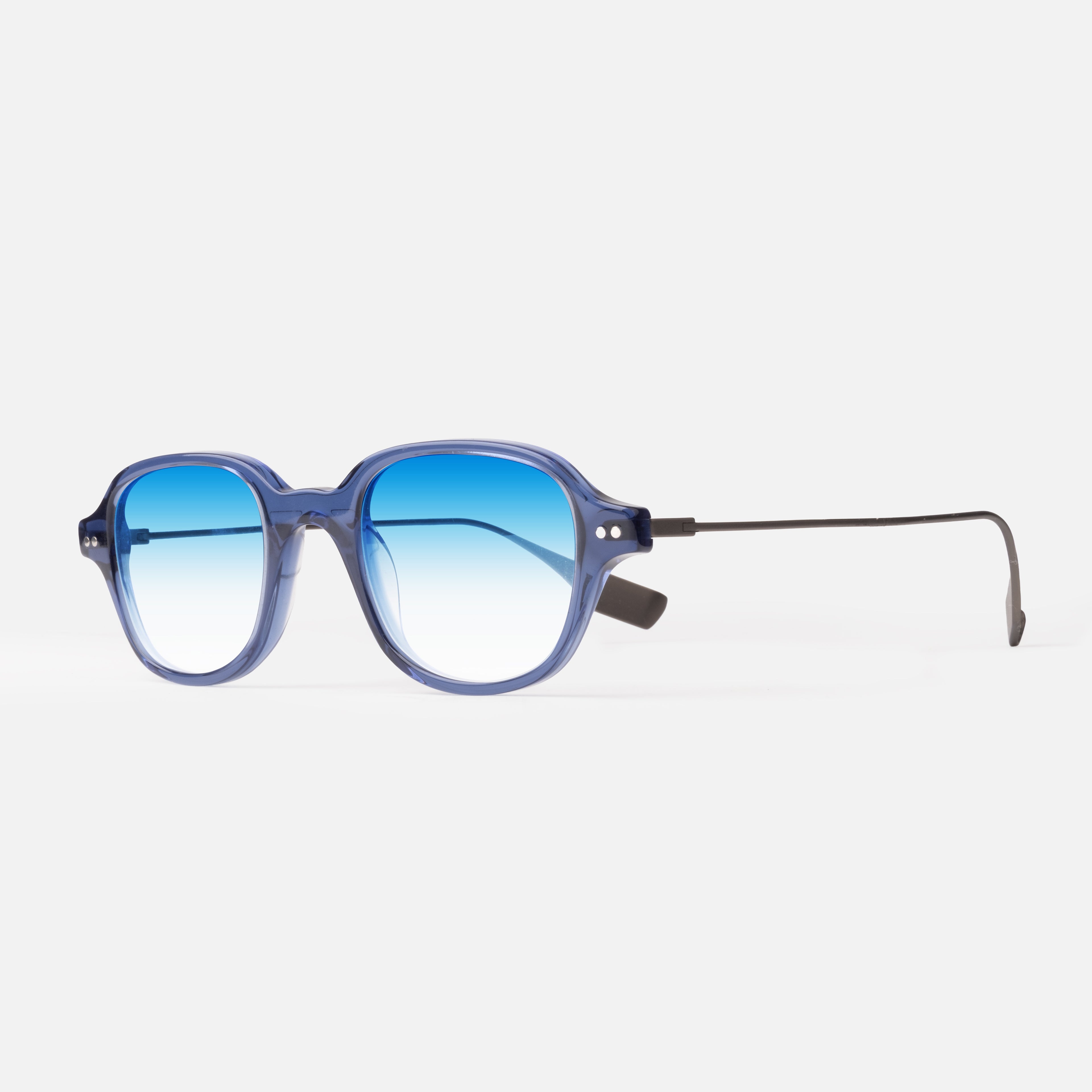 Lira Crystal Blue & Gunmetal SG