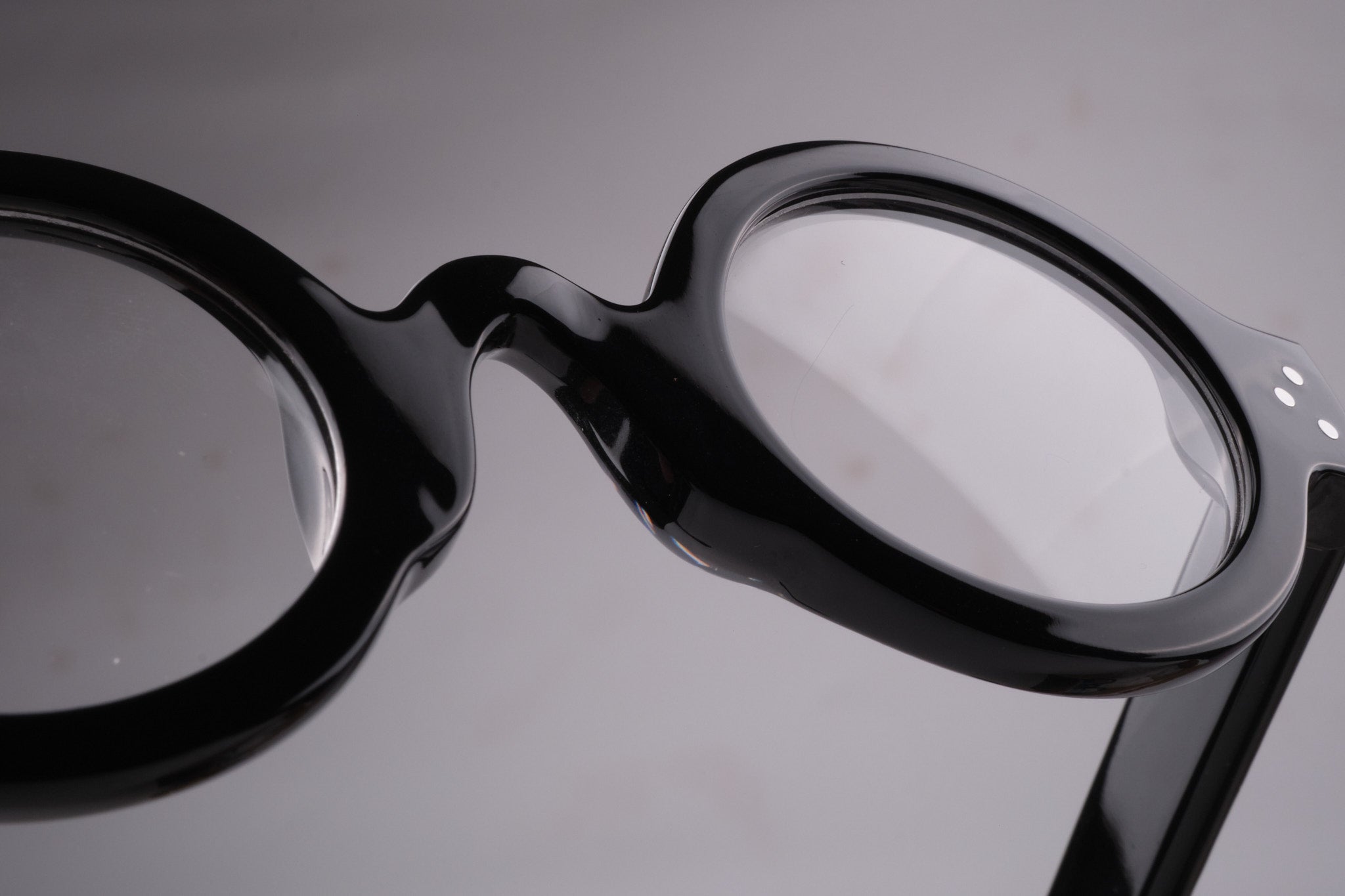 Zweig Black SG