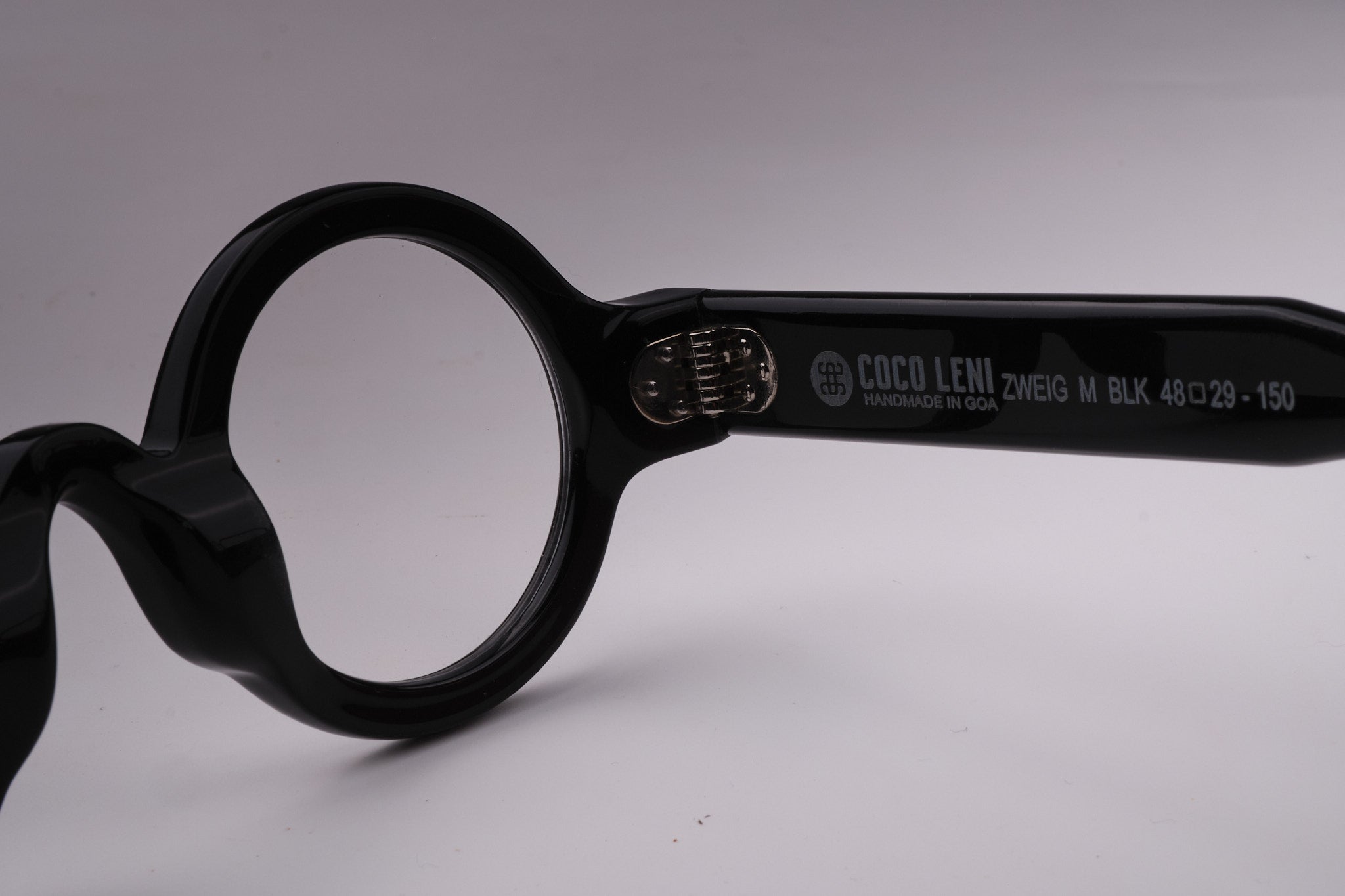Zweig Black SG