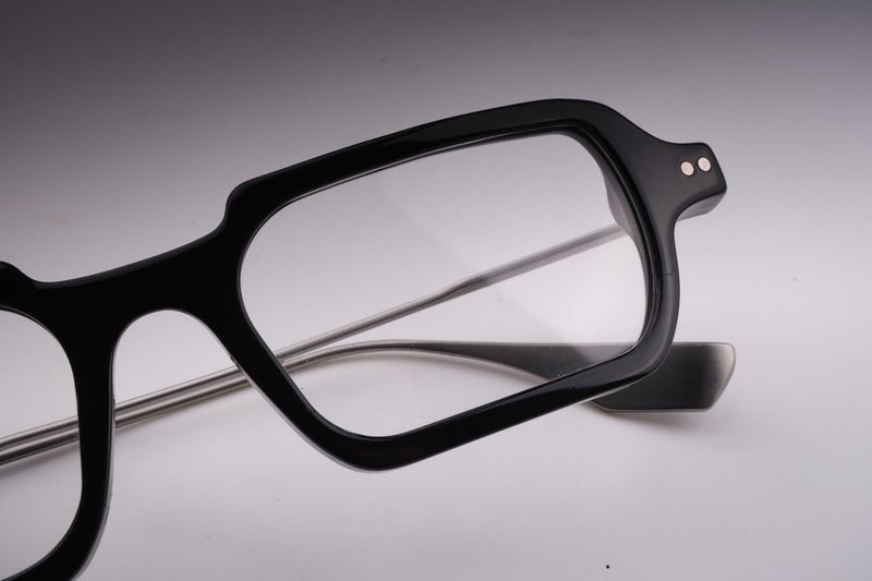 Origin black