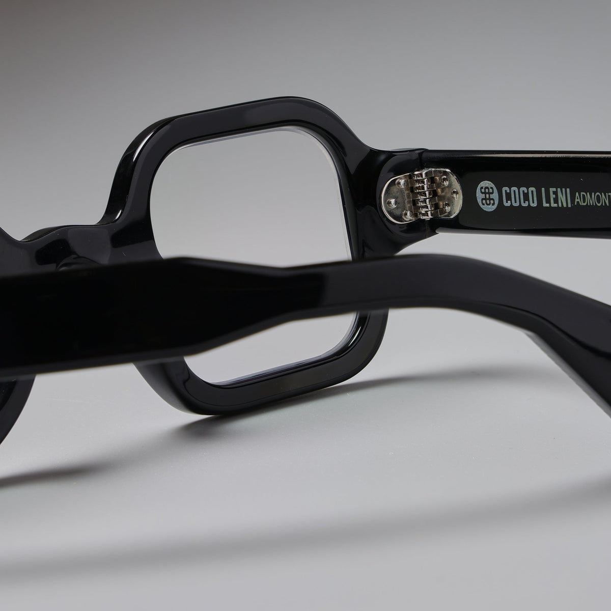 Admont Black